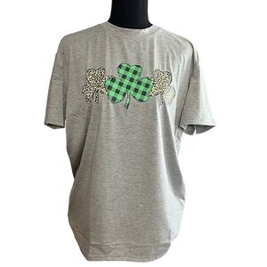 NWOT shamrocks St Patrick’s day gray t-shirt size XL